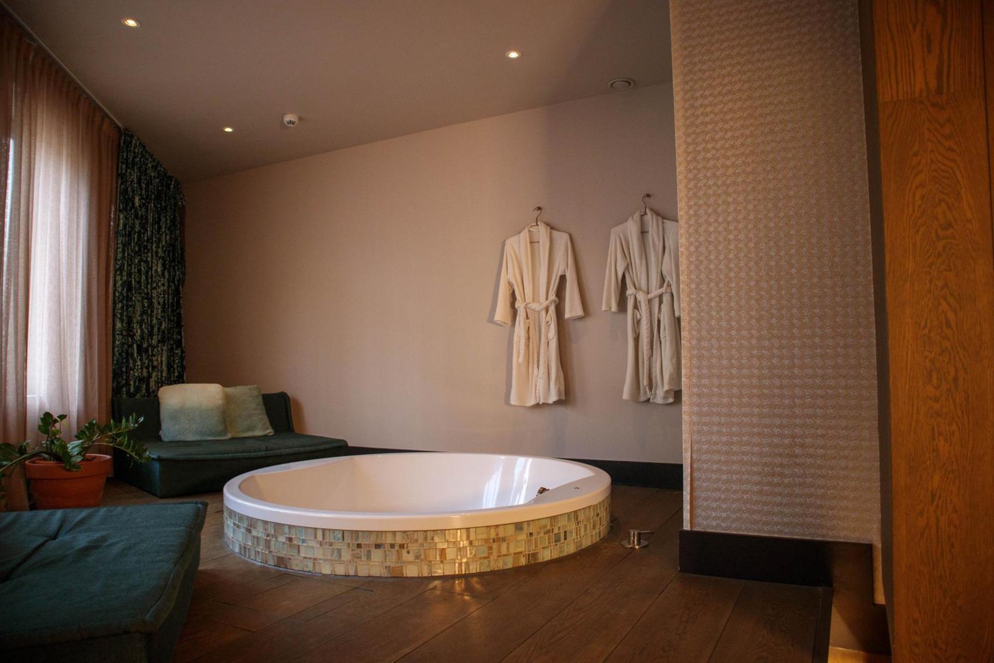 Manzo'S Suites Zaandam Exteriör bild